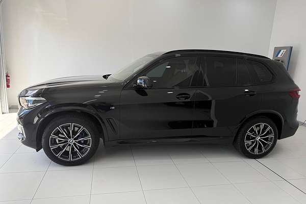 2022 BMW X5 xDrive30d M Sport G05