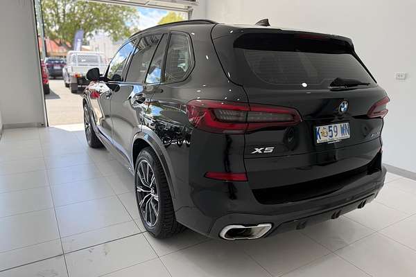 2022 BMW X5 xDrive30d M Sport G05