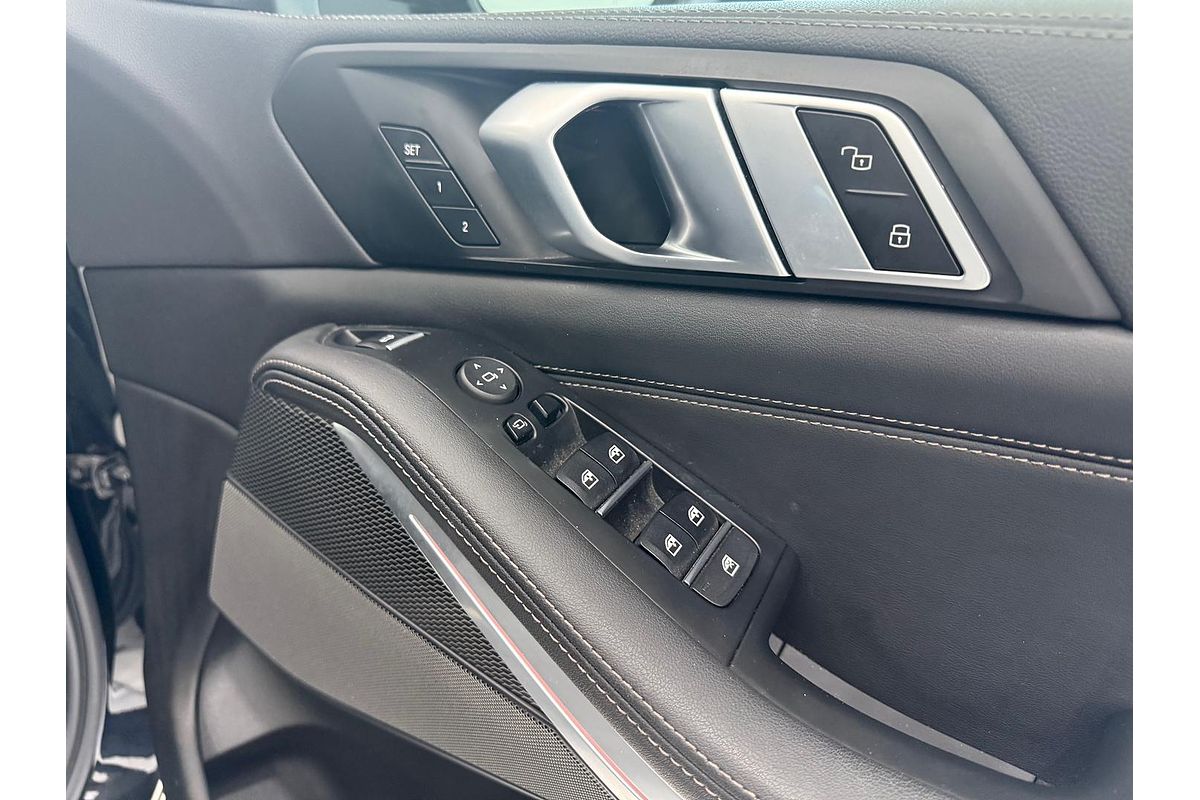 2022 BMW X5 xDrive30d M Sport G05