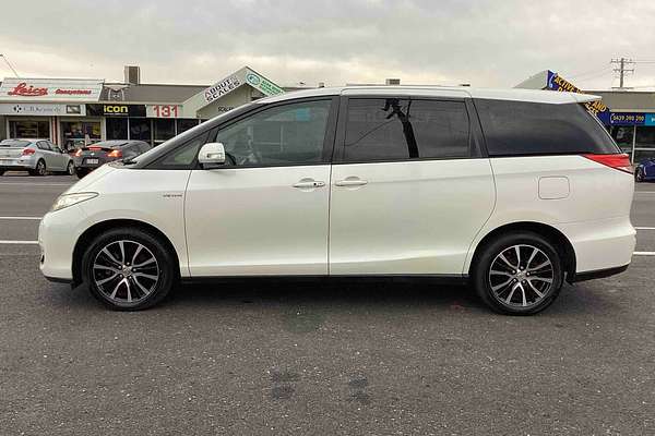 2014 Toyota Tarago Ultima GSR50R