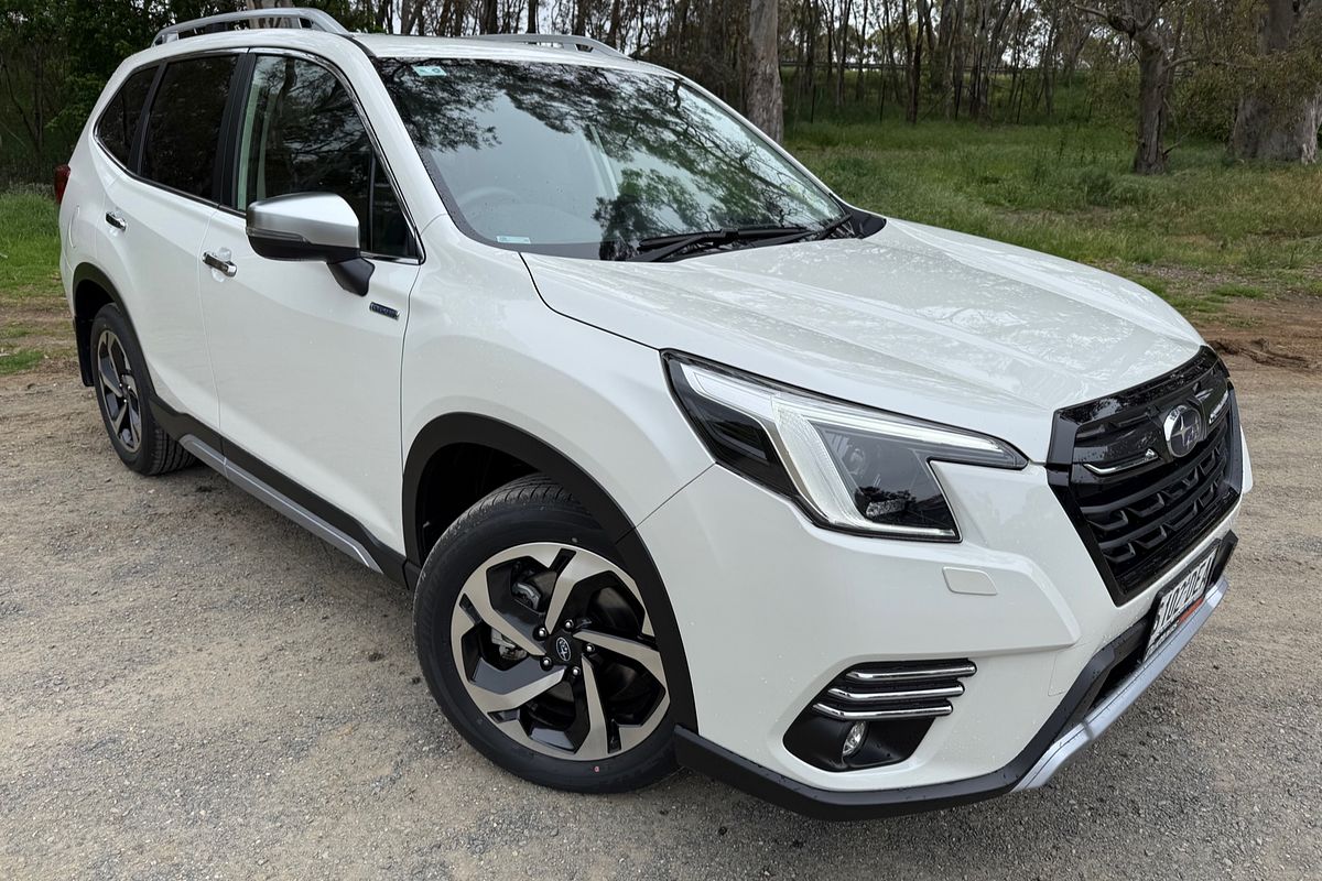 2024 Subaru Forester Hybrid S S5