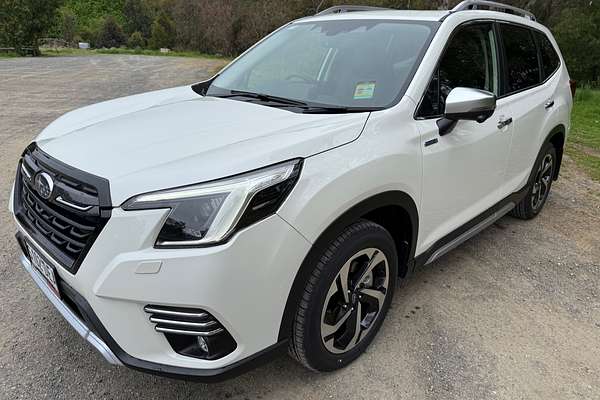 2024 Subaru Forester Hybrid S S5