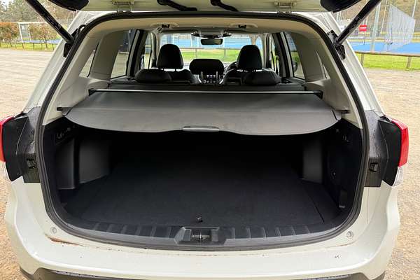 2024 Subaru Forester Hybrid S S5