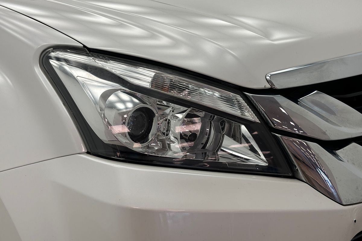 2015 Isuzu MU-X LS-U