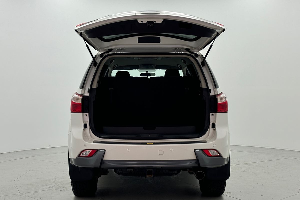 2015 Isuzu MU-X LS-U