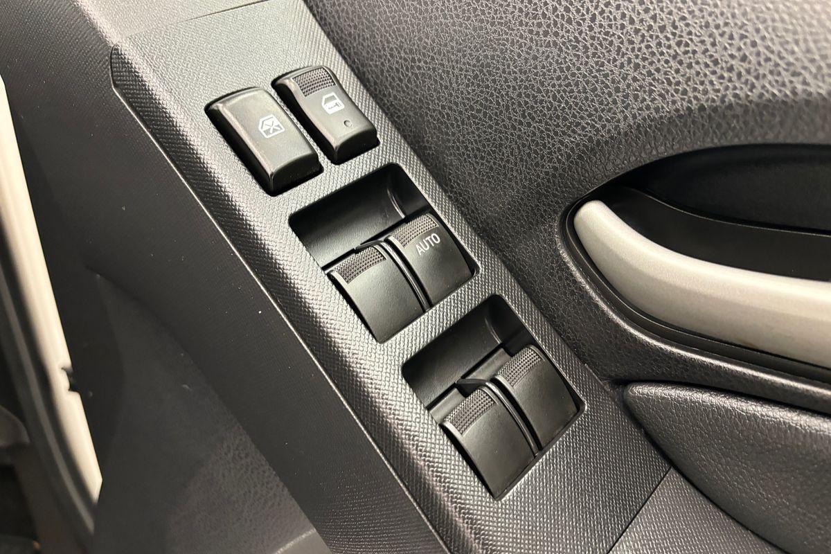 2015 Isuzu MU-X LS-U