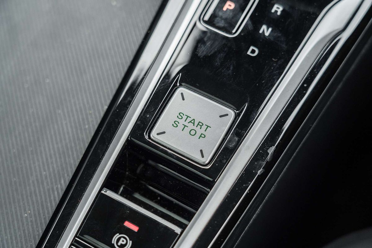 2025 MG ZS Essence Hybrid+ ZS32