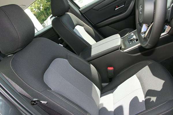 2025 Mazda CX-60 G40e Pure KH Series