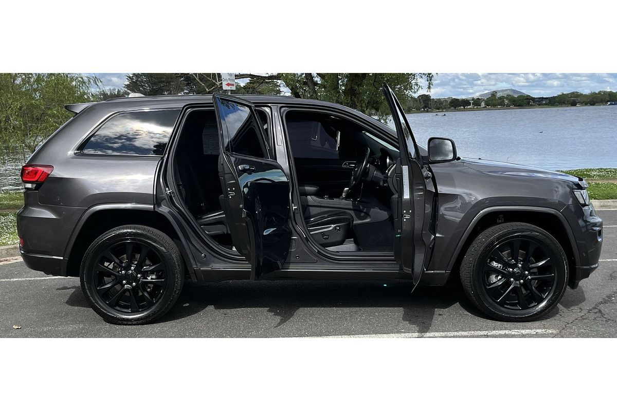 2020 Jeep Grand Cherokee Night Eagle WK