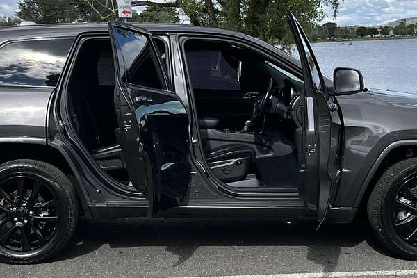 2020 Jeep Grand Cherokee Night Eagle WK