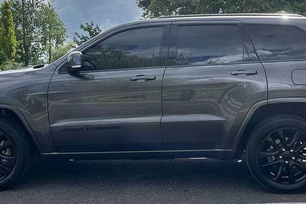2020 Jeep Grand Cherokee Night Eagle WK