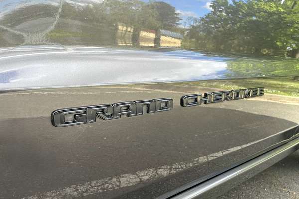 2020 Jeep Grand Cherokee Night Eagle WK