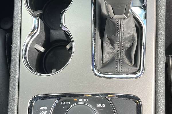 2020 Jeep Grand Cherokee Night Eagle WK