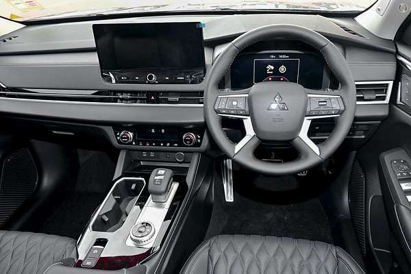 2025 Mitsubishi Outlander Exceed ZM