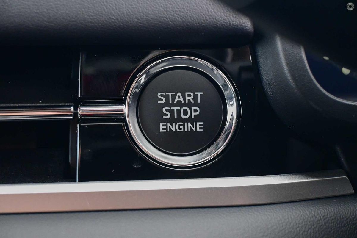 2025 Mitsubishi Outlander Exceed ZM