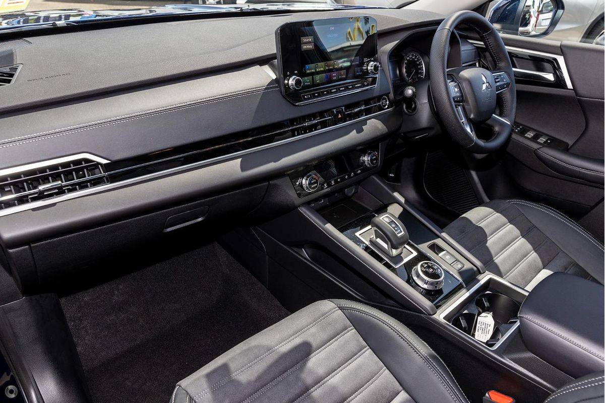 2025 Mitsubishi Outlander Aspire ZM