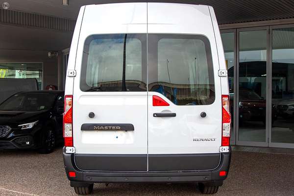 2025 Renault Master Pro 110kW X62 Phase 2 MWB Mid Roof