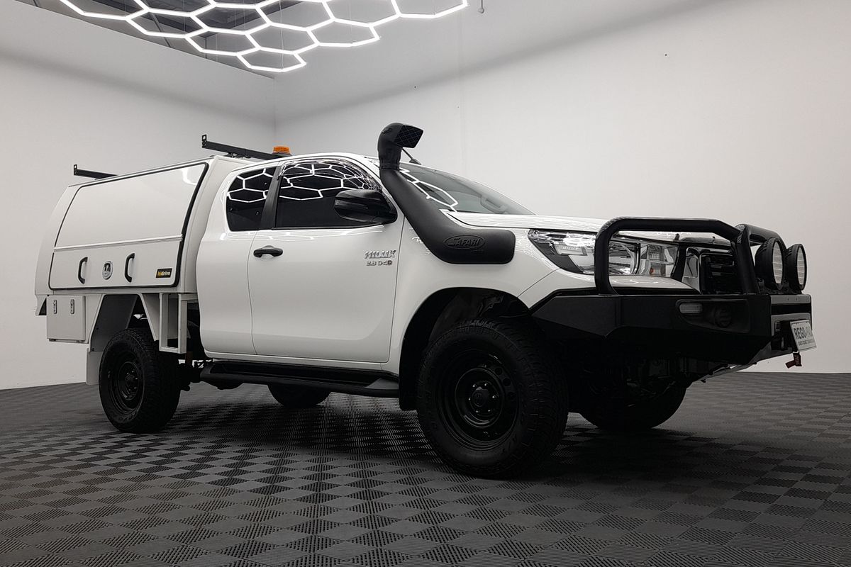 2020 Toyota Hilux SR GUN126R 4X4