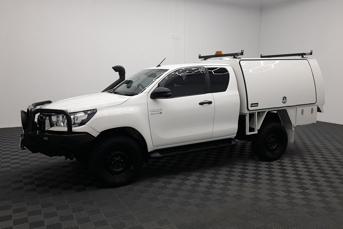 2020 Toyota Hilux SR GUN126R 4X4