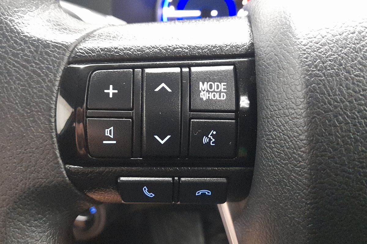 2020 Toyota Hilux SR GUN126R 4X4