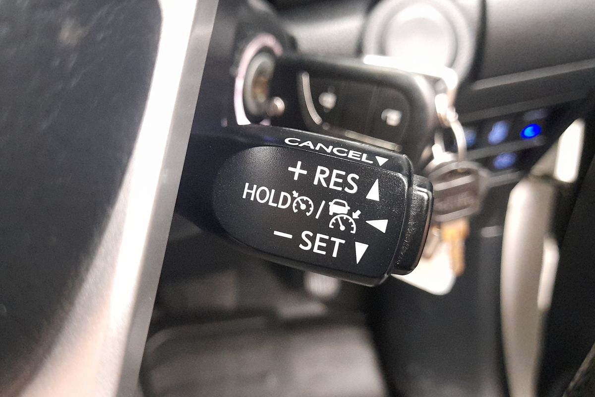 2020 Toyota Hilux SR GUN126R 4X4