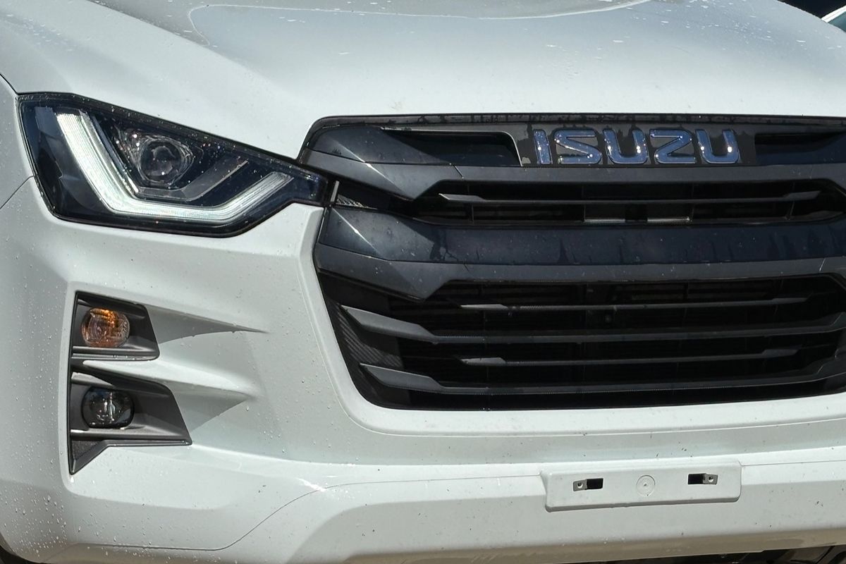 2023 Isuzu D-MAX X-RIDER 4X4