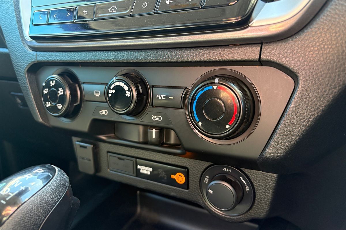 2023 Isuzu D-MAX X-RIDER 4X4