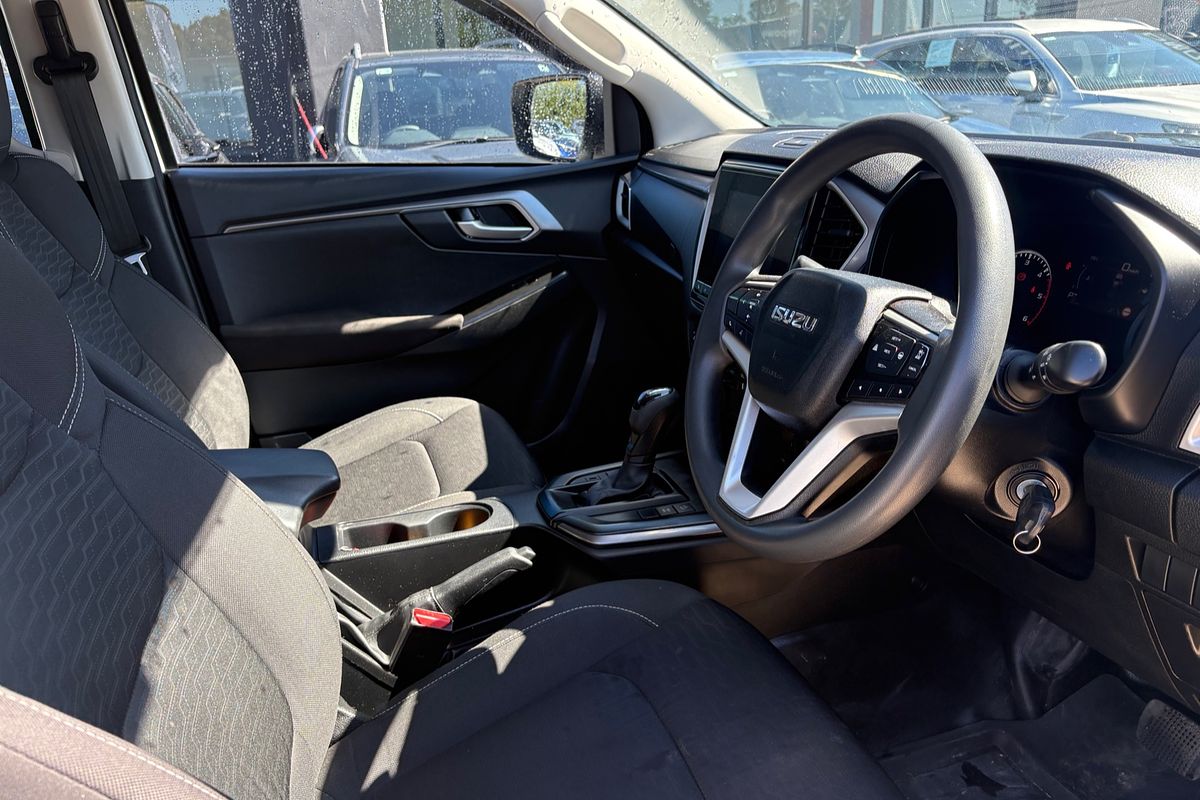 2023 Isuzu D-MAX X-RIDER 4X4