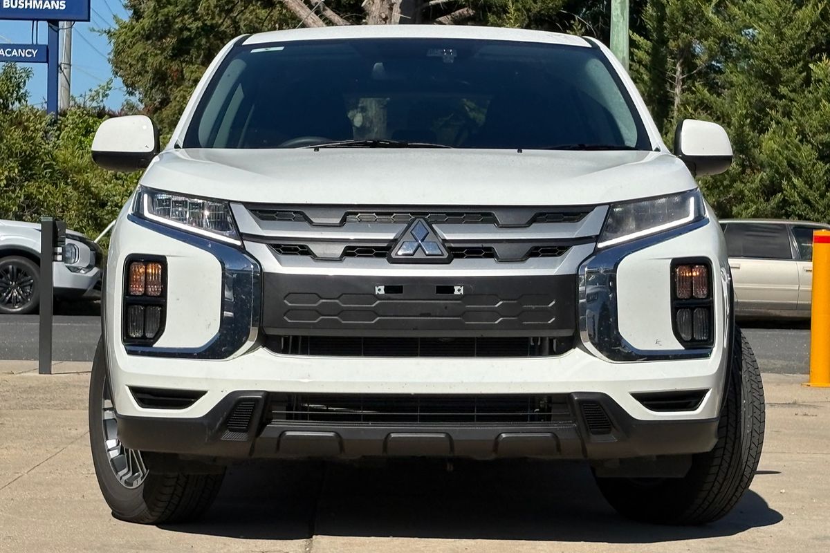 2024 Mitsubishi ASX ES XD