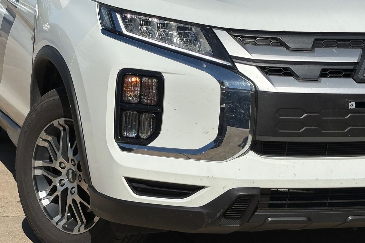 2024 Mitsubishi ASX ES XD