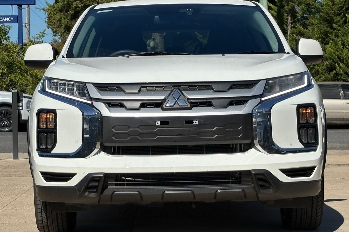 2024 Mitsubishi ASX ES XD