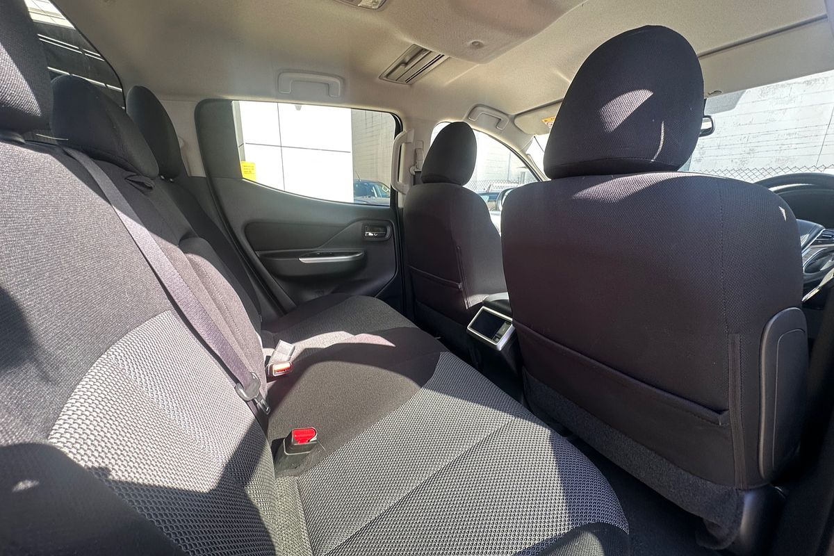 2021 Mitsubishi Triton GLS MR 4X4