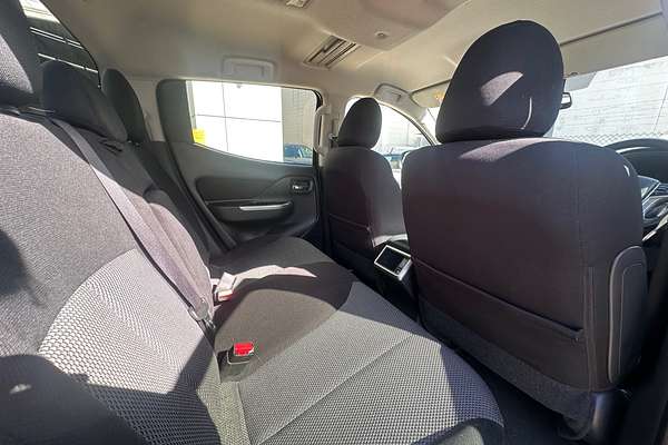 2021 Mitsubishi Triton GLS MR 4X4