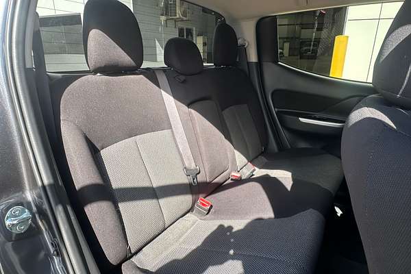 2021 Mitsubishi Triton GLS MR 4X4