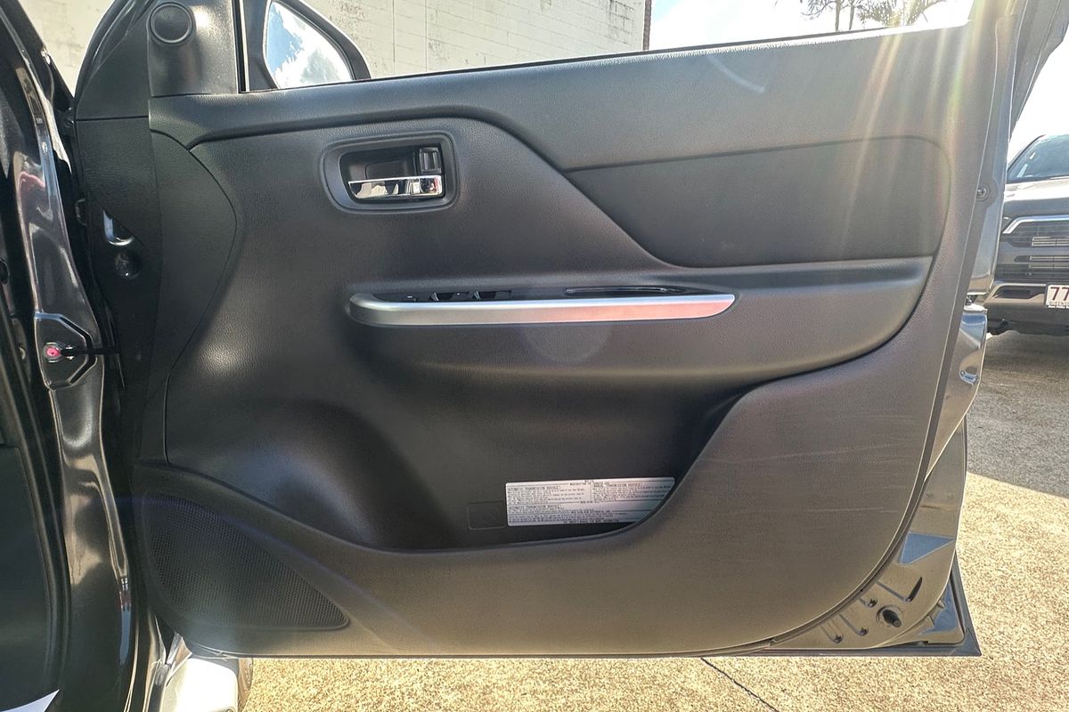 2021 Mitsubishi Triton GLS MR 4X4