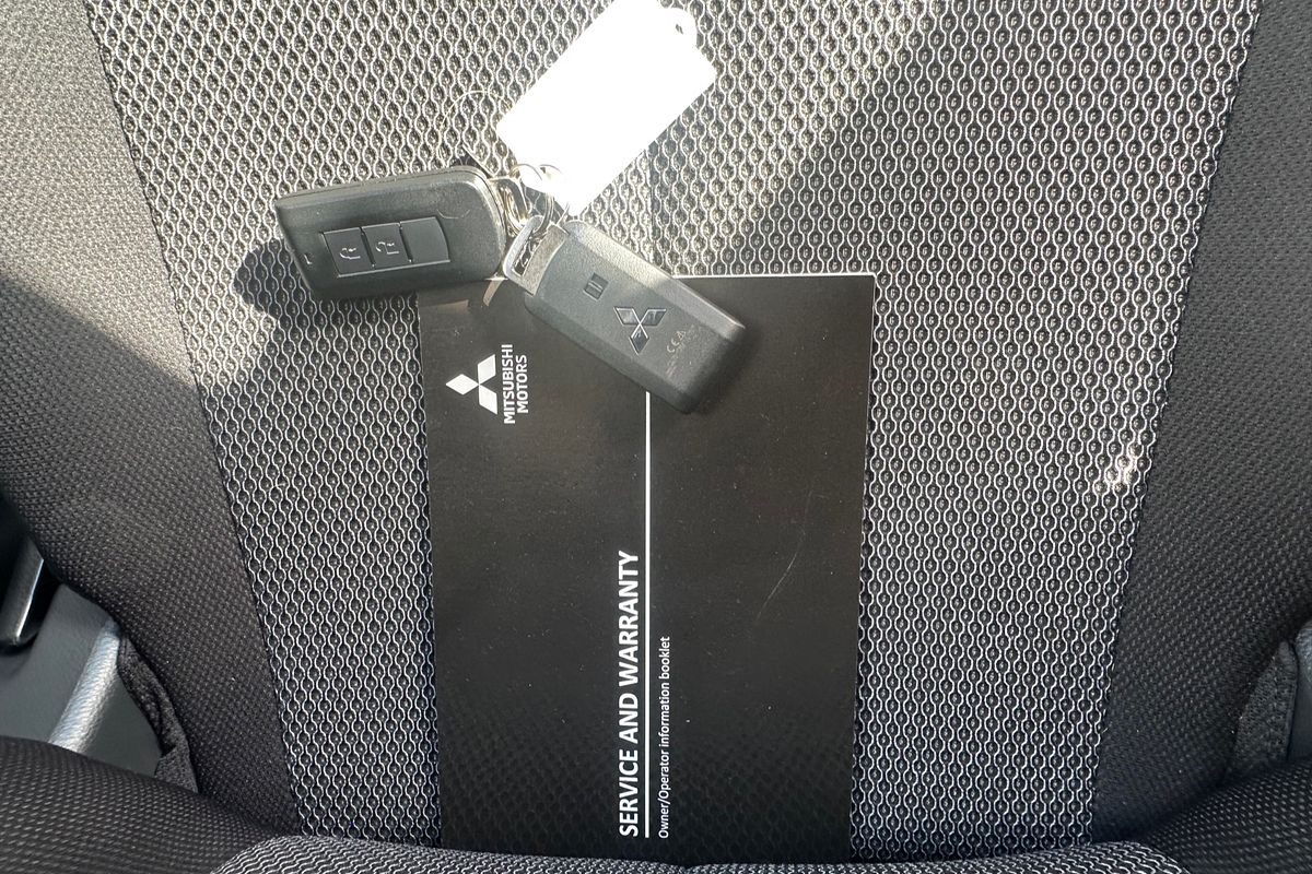 2021 Mitsubishi Triton GLS MR 4X4