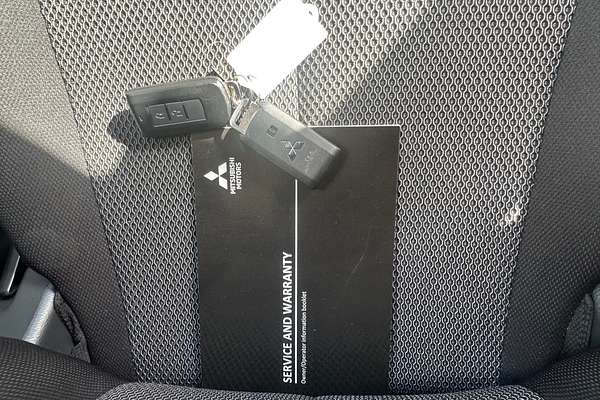 2021 Mitsubishi Triton GLS MR 4X4