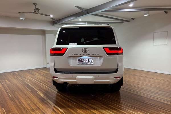 2022 Toyota Landcruiser VX FJA300R