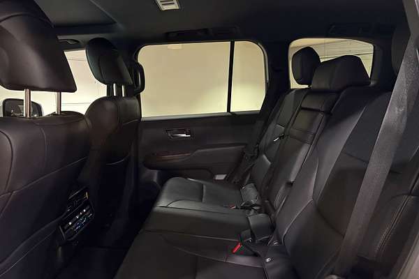 2022 Toyota Landcruiser VX FJA300R