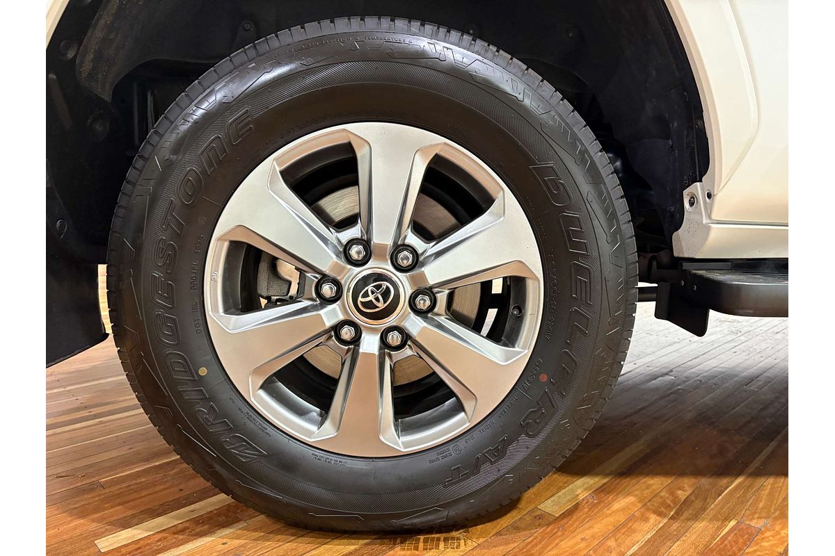 2022 Toyota Landcruiser VX FJA300R