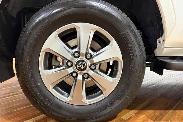 2022 Toyota Landcruiser VX FJA300R