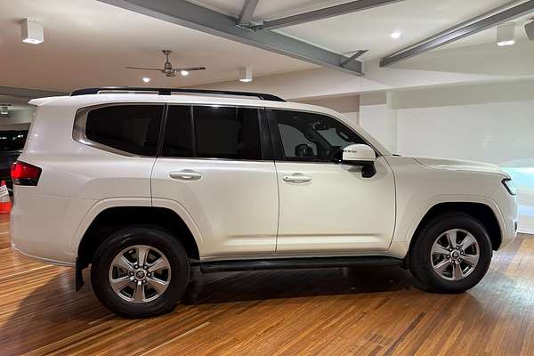 2022 Toyota Landcruiser VX FJA300R