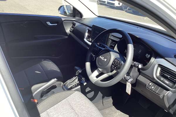 2024 Kia Stonic S YB