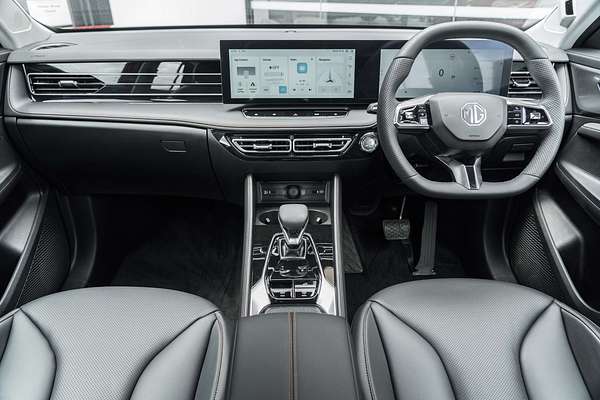 2025 MG HS Excite AS33