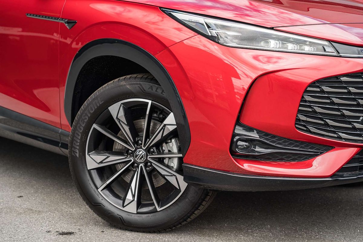 2025 MG HS Excite AS33