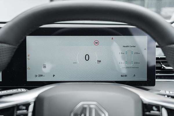 2025 MG HS Excite AS33