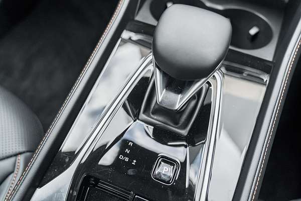 2025 MG HS Excite AS33