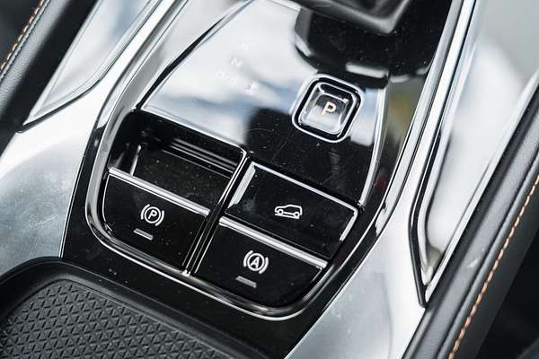 2025 MG HS Excite AS33