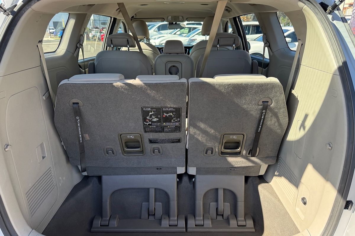 2019 Kia Carnival S YP