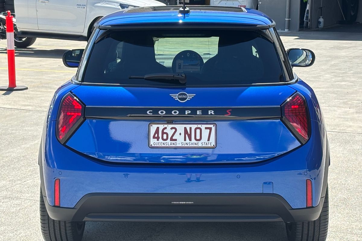 2024 MINI Hatch S CLASSIC F66